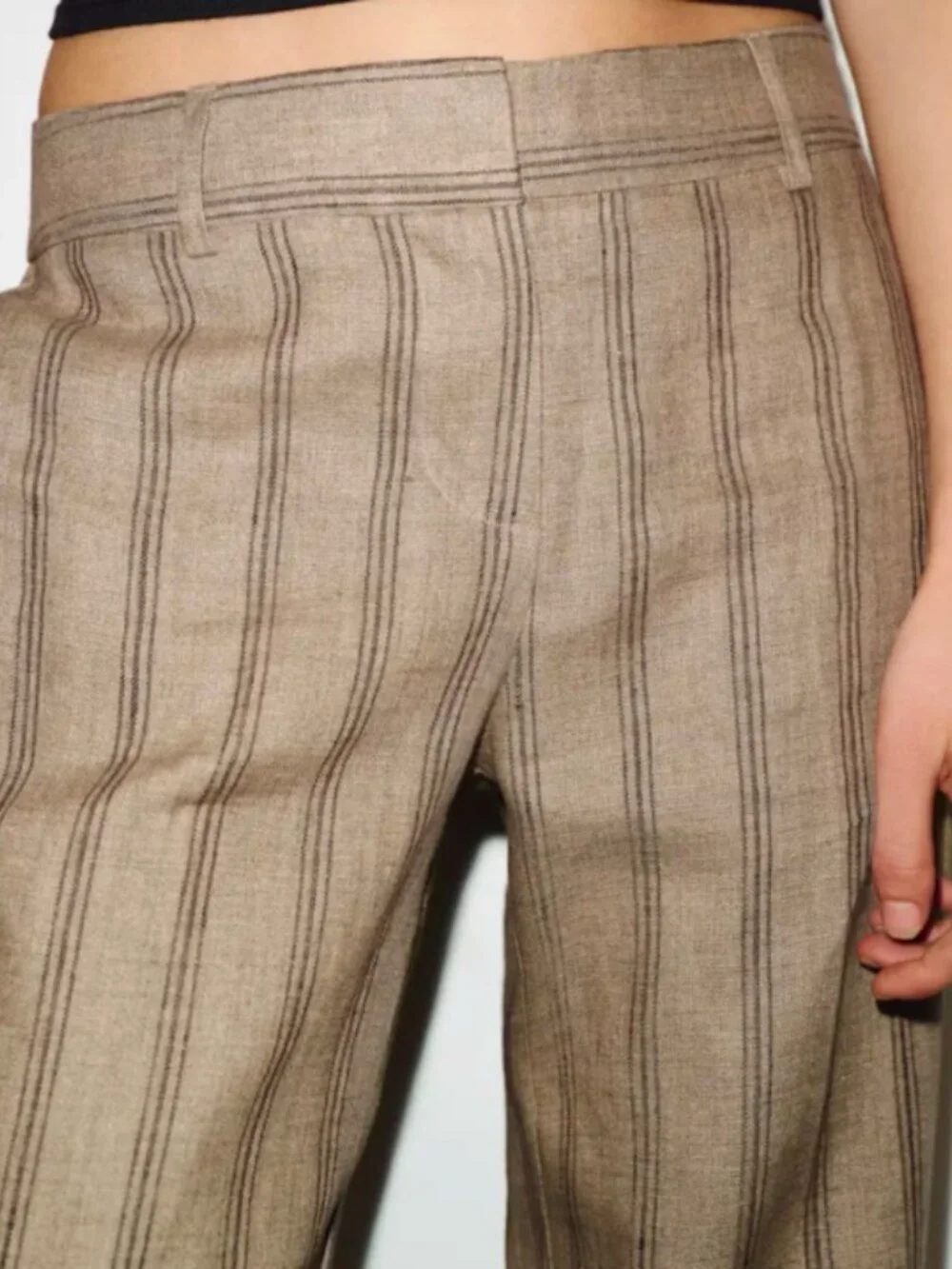 Reformation Gisele Low Rise Linen Short Pant Natural - Size 0P NEVER WORN W/TAGS